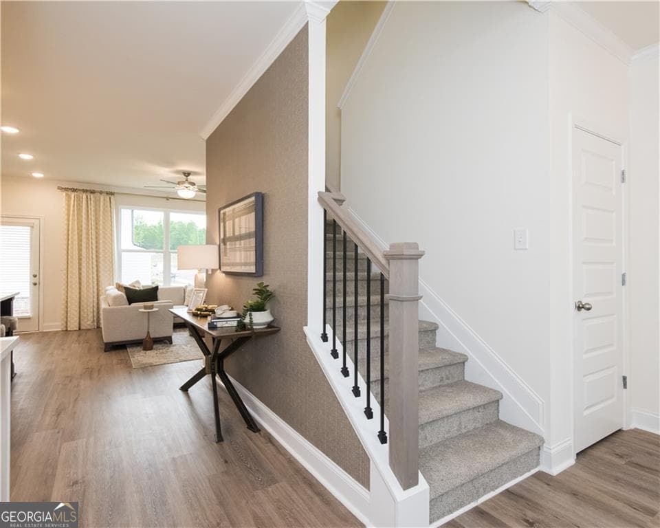 3 bedroom, 2.5 bathroom, 1,685 sq ft townhouse for sale at 6017 Silverbell Drive, Flowery Branch, GA 30542 — photo 4