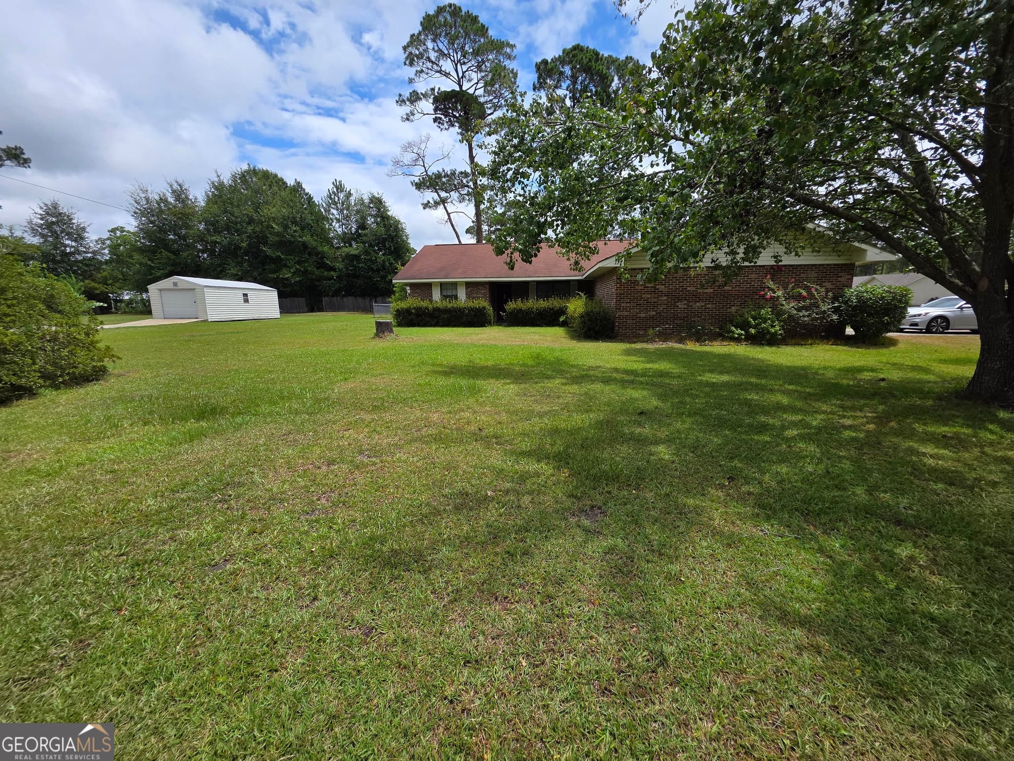 3 bedroom, 2 bathroom, 1,472 sq ft single family residence for sale at 227 Colonial Drive, Baxley, GA 31513 — photo 8