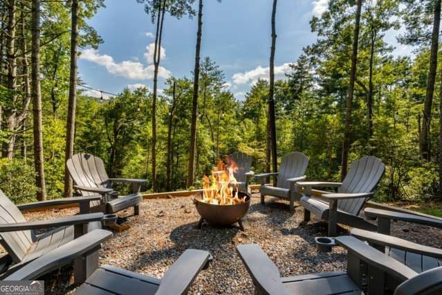 3 bedroom, 3 bathroom, 2,568 sq ft cabin,single family residence for sale at 58 Papa Bear Path, Blue Ridge, GA 30513 — photo 9