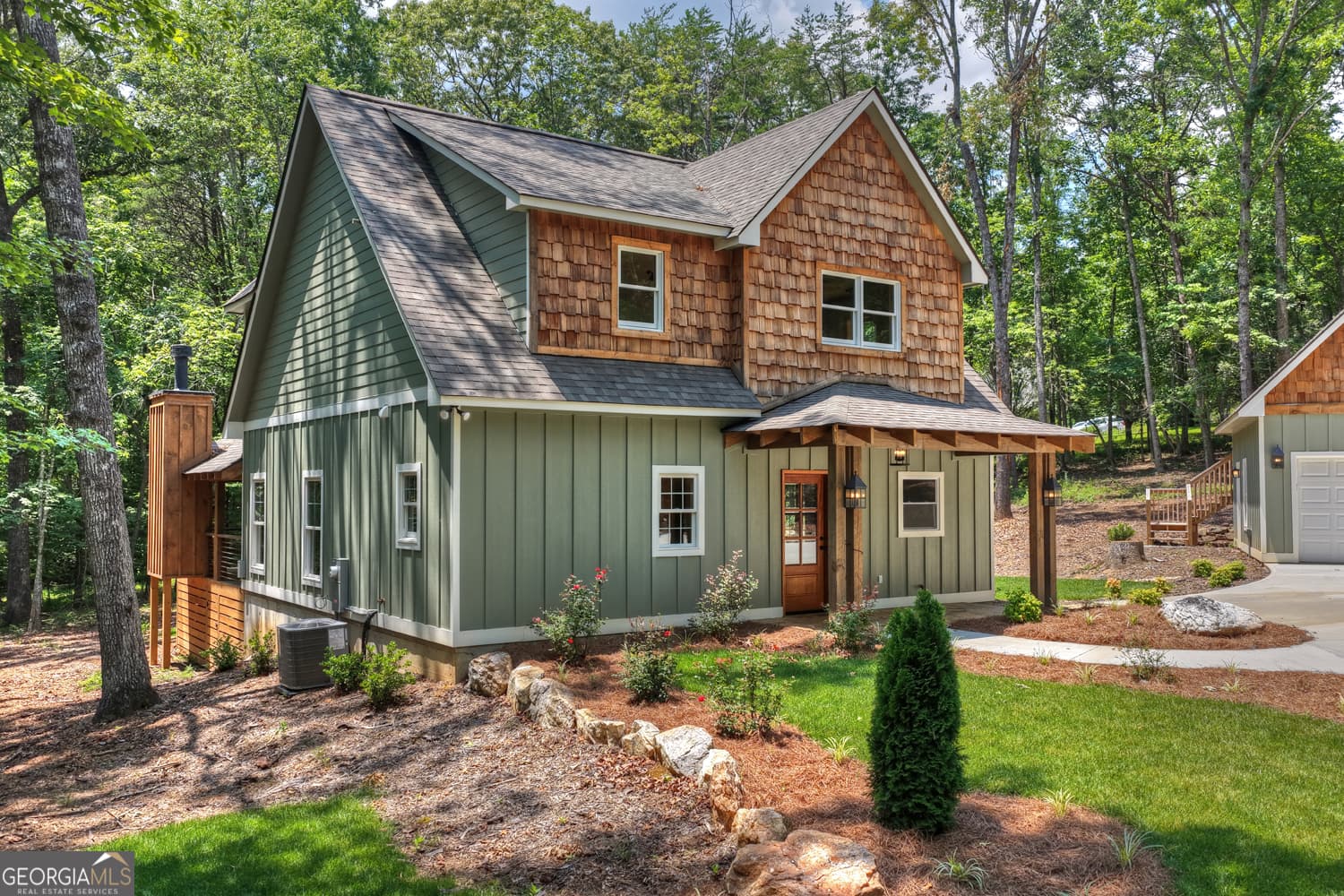 3 bedroom, 2.5 bathroom, 1,827 sq ft single family residence for sale at 646 High Country Circle, Morganton, GA 30560 — photo 5
