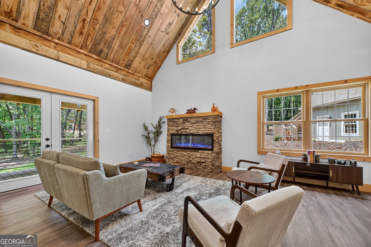 3 bedroom, 2.5 bathroom, 1,827 sq ft single family residence for sale at 646 High Country Circle, Morganton, GA 30560 — photo 9
