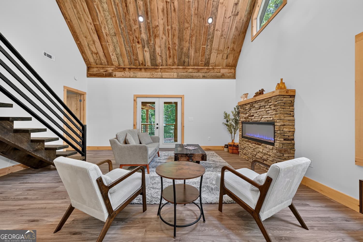 3 bedroom, 2.5 bathroom, 1,827 sq ft single family residence for sale at 646 High Country Circle, Morganton, GA 30560 — photo 10