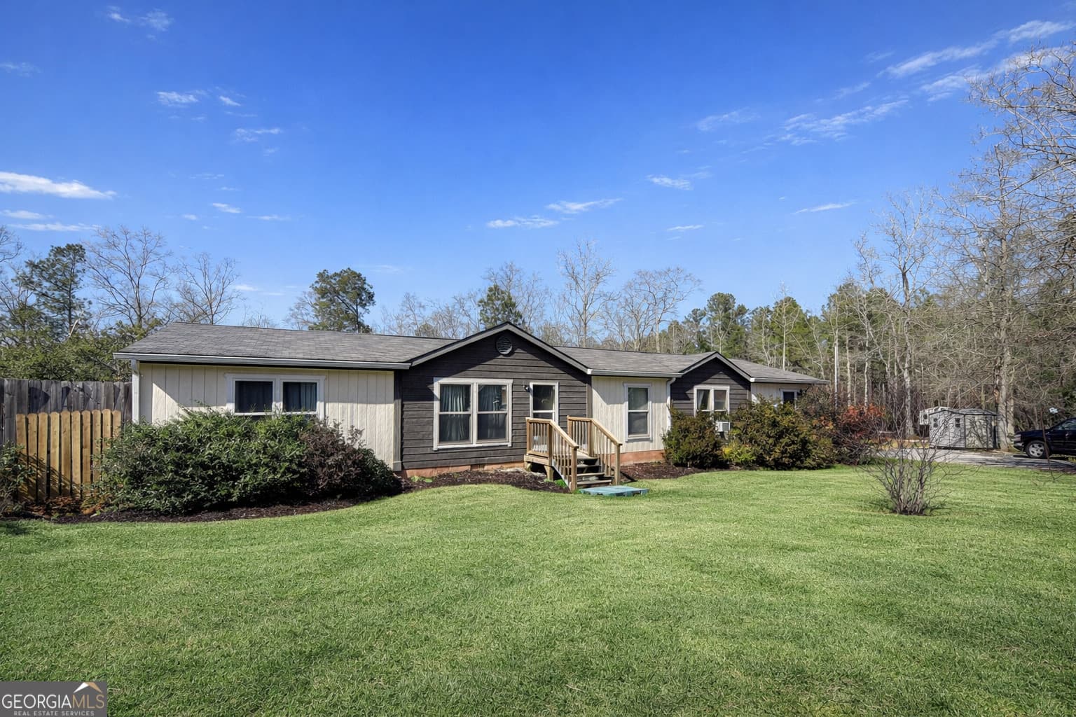 4 bedroom, 2.5 bathroom, 2,432 sq ft manufactured home,single family residence for sale at 195 Margarets Grove Road, Crawfordville, GA 30631
