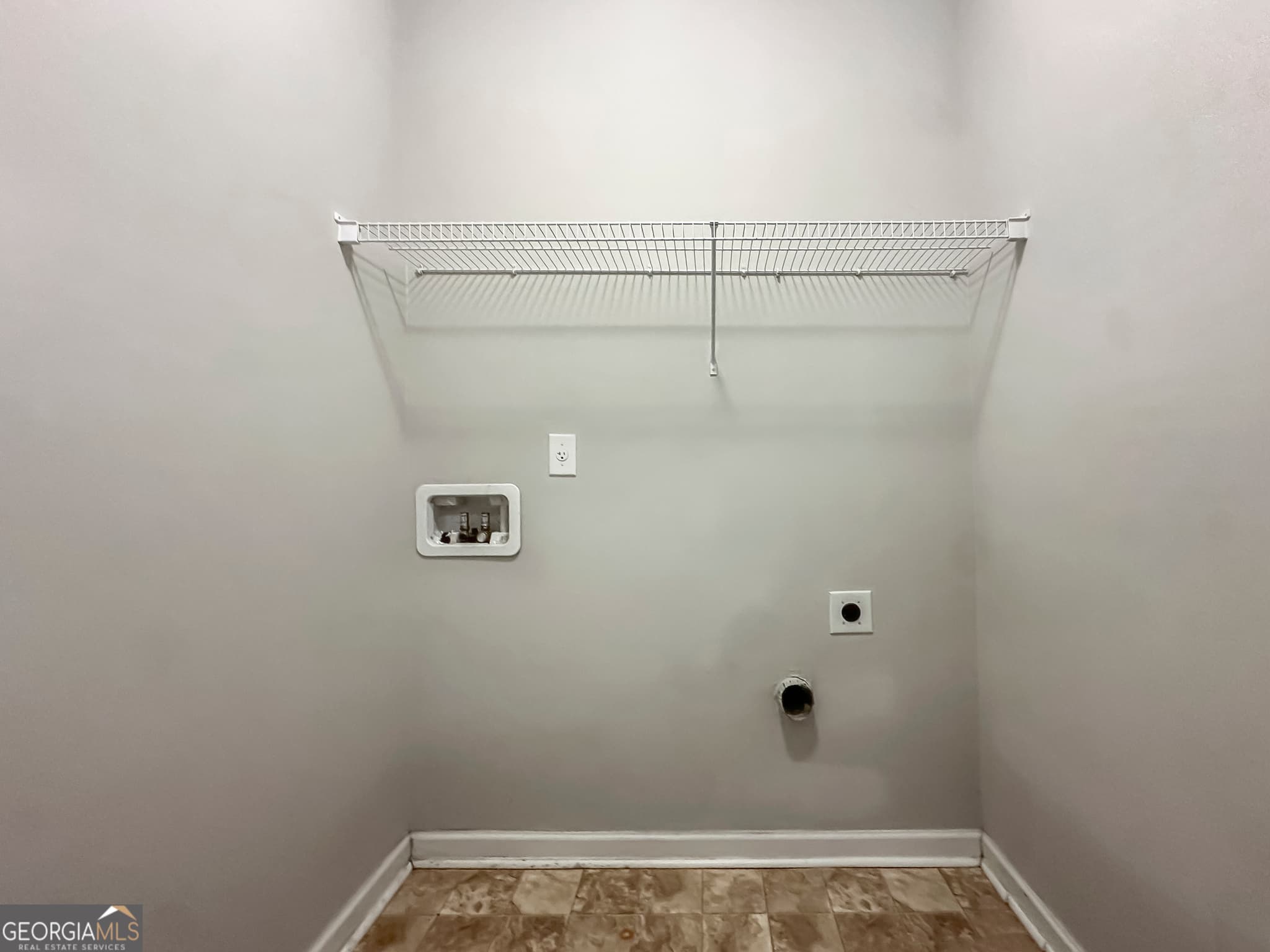 4 bedroom, 2.5 bathroom, 4,294 sq ft single family residence for rent at 206 Daisy Circle, Mcdonough, GA 30252 for $2,095 a month — photo 8