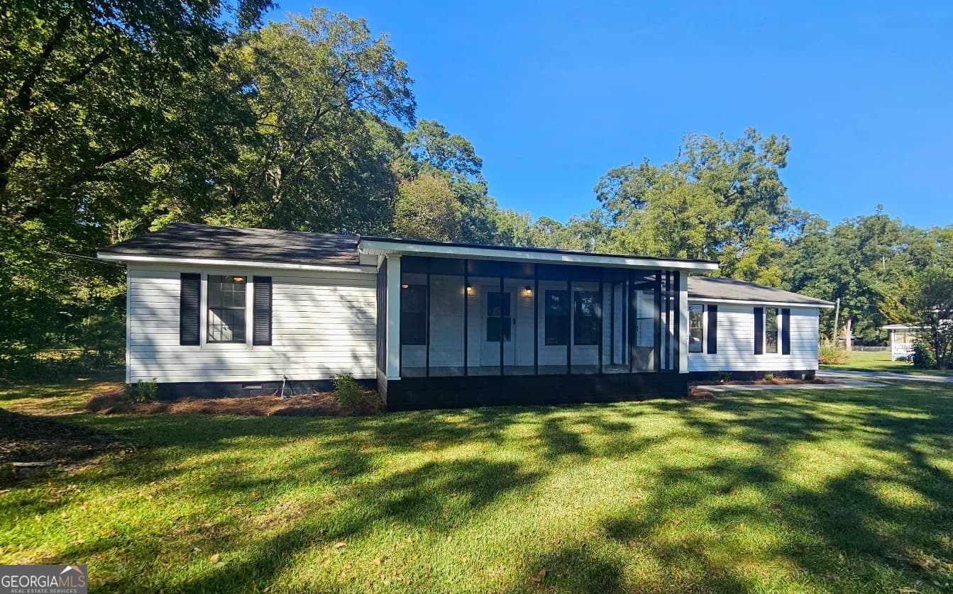 3 bedroom, 2 bathroom, 1,376 sq ft single family residence sold at 12415 Ga Highway 109, Meansville, GA 30256
