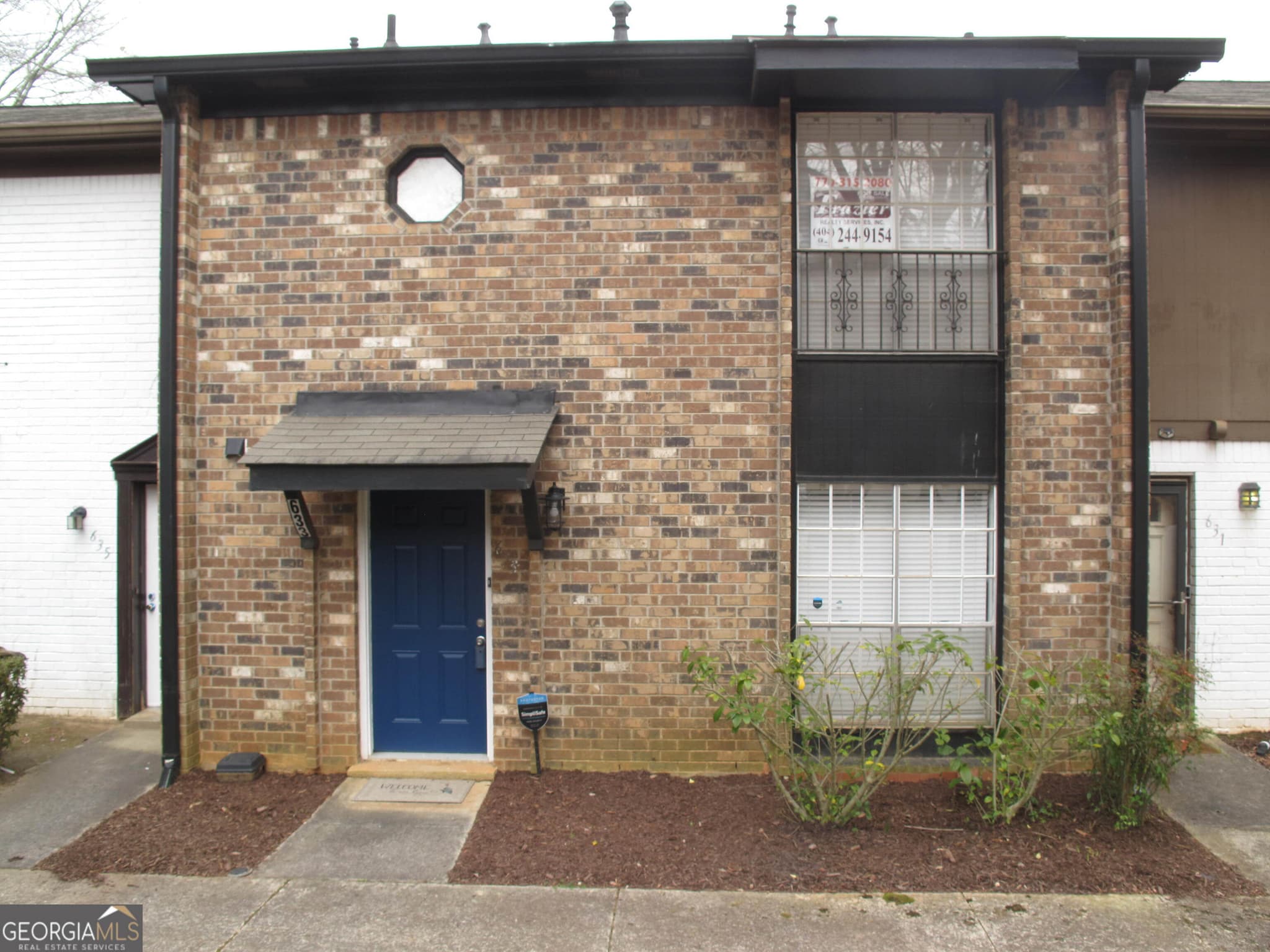 3 bedroom, 2.5 bathroom, 1,408 sq ft condominium for sale at 633 Garden Walk Drive, Stone Mountain, GA 30083 — photo 1 of 44