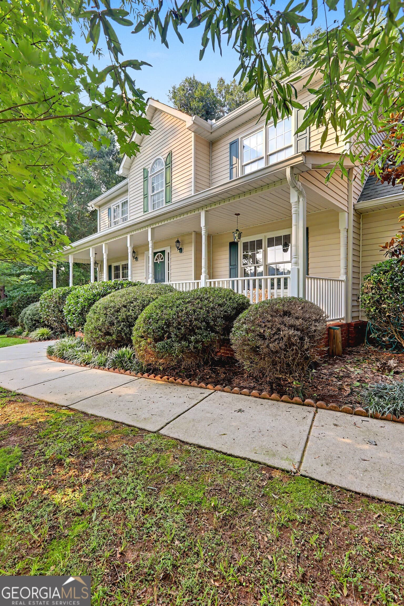 3 bedroom, 2.5 bathroom, 2,866 sq ft single family residence for sale at 4065 Jamaica Court, Jonesboro, GA 30236 — photo 3