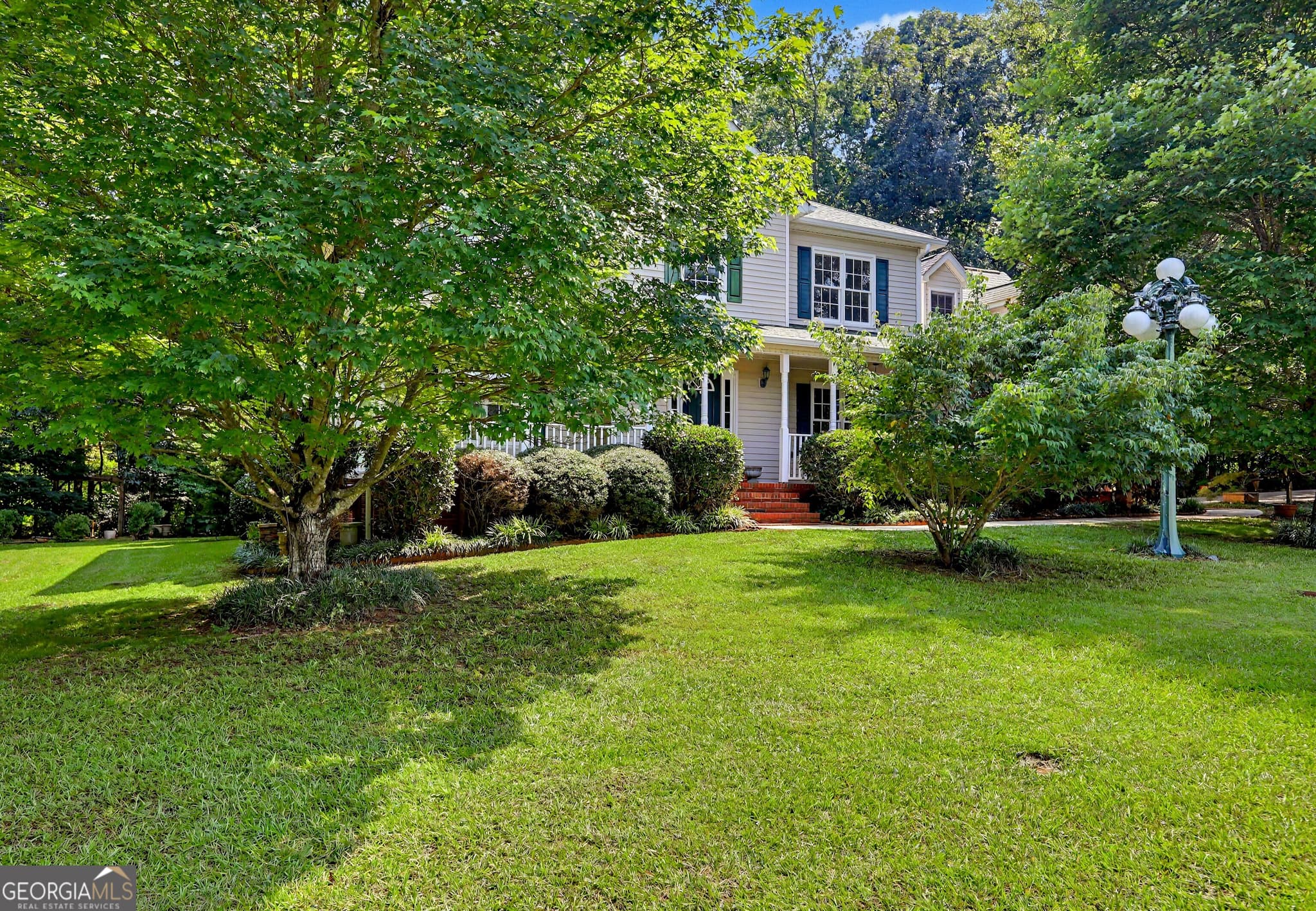 3 bedroom, 2.5 bathroom, 2,866 sq ft single family residence for sale at 4065 Jamaica Court, Jonesboro, GA 30236 — photo 5