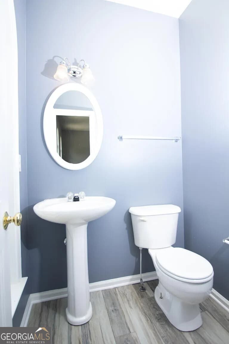 2 bedroom, 3 bathroom, 1,963 sq ft townhouse for rent at 5142 Manerdale Drive, Atlanta, GA 30339 for $2,500 a month — photo 5