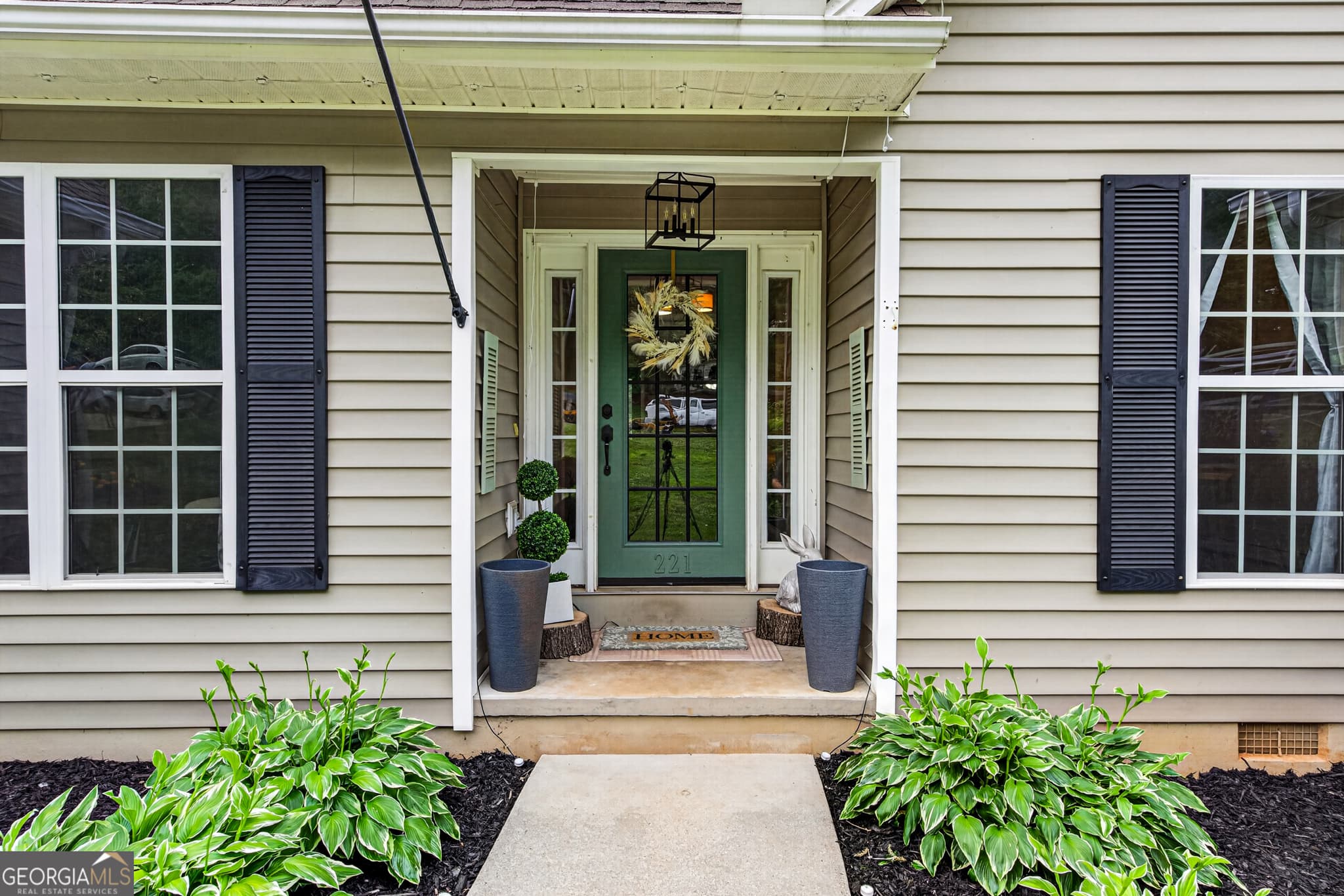 4 bedroom, 3 bathroom, 3,133 sq ft single family residence for sale at 221 Grand Magnolia Lane, Clarkesville, GA 30523 — photo 3