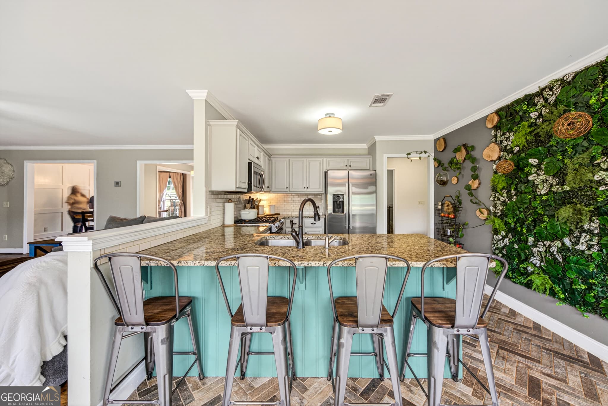 4 bedroom, 3 bathroom, 3,133 sq ft single family residence for sale at 221 Grand Magnolia Lane, Clarkesville, GA 30523 — photo 10