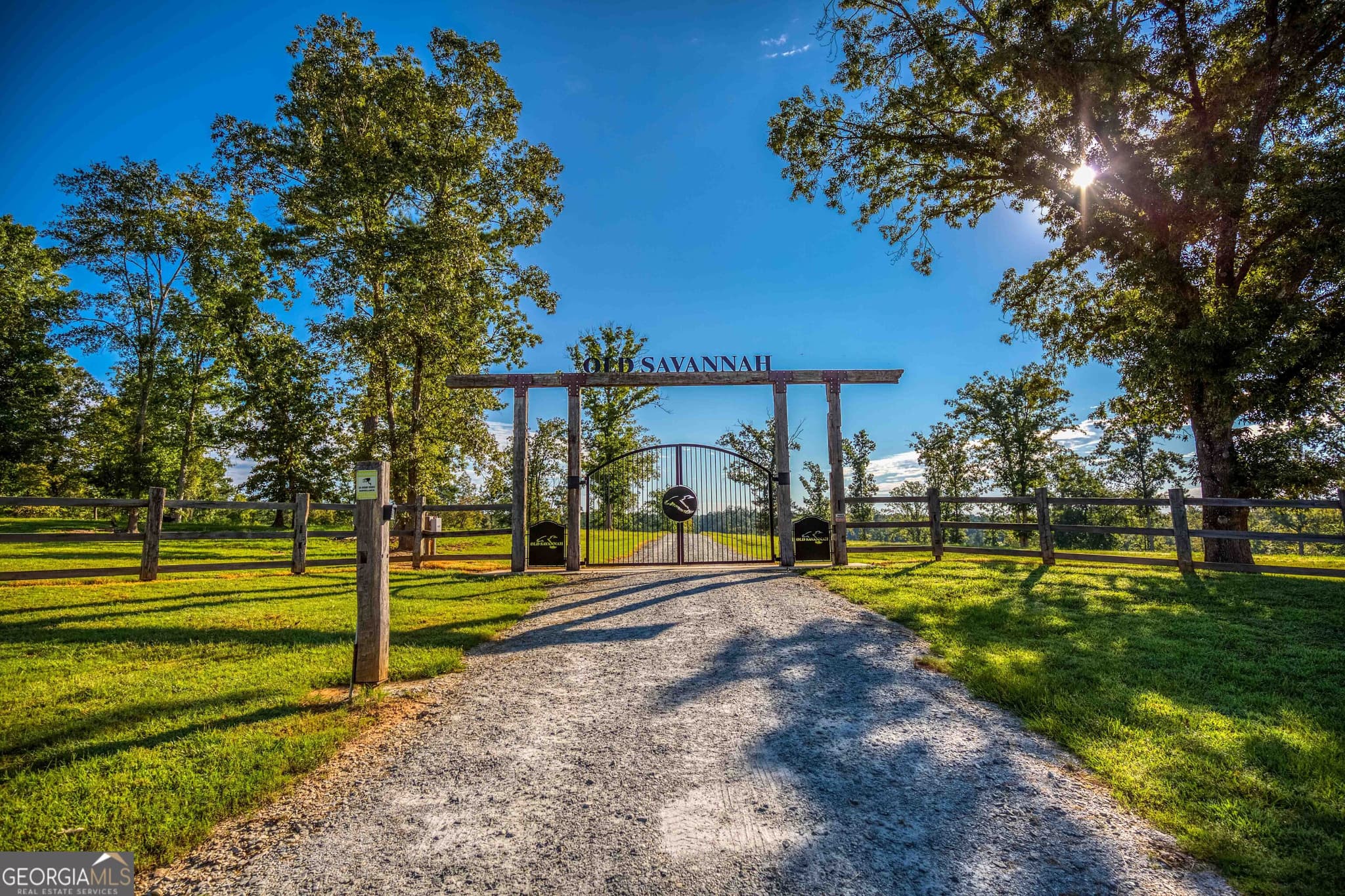 3 bedroom, 2.5 bathroom, 2,700 sq ft cabin,farm for sale at 1968 Bobby Brown State Park Road, Elberton, GA 30635 — photo 4