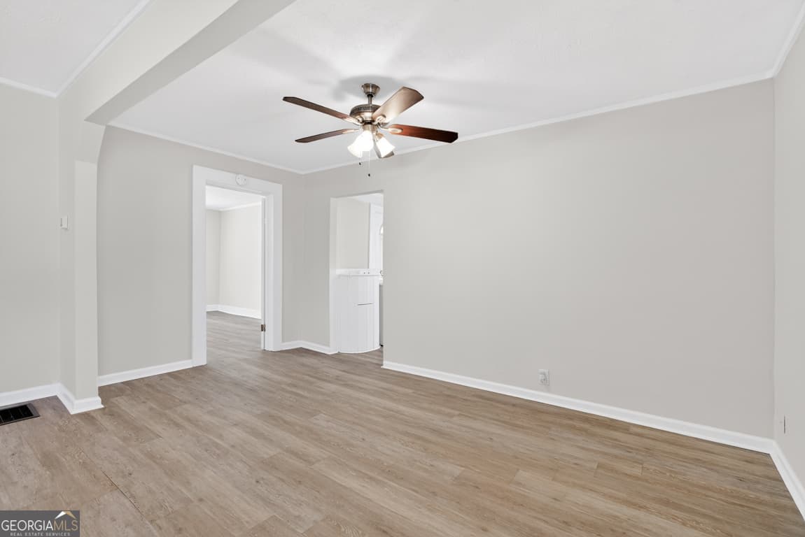 2 bedroom, 1 bathroom, 1,056 sq ft single family residence for sale at 246 Spring Street, Commerce, GA 30529 — photo 6