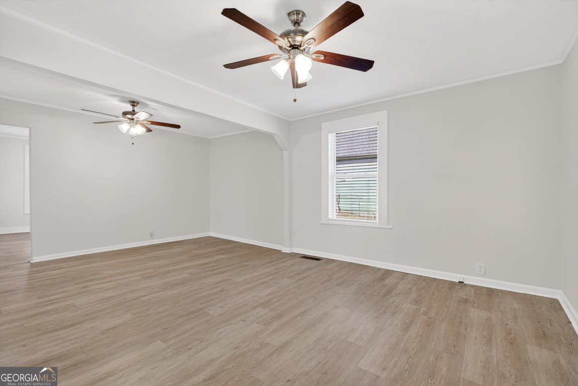 2 bedroom, 1 bathroom, 1,056 sq ft single family residence for sale at 246 Spring Street, Commerce, GA 30529 — photo 5