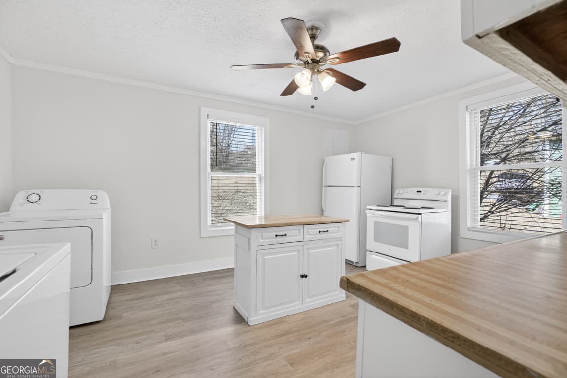 2 bedroom, 1 bathroom, 1,056 sq ft single family residence for sale at 246 Spring Street, Commerce, GA 30529 — photo 8