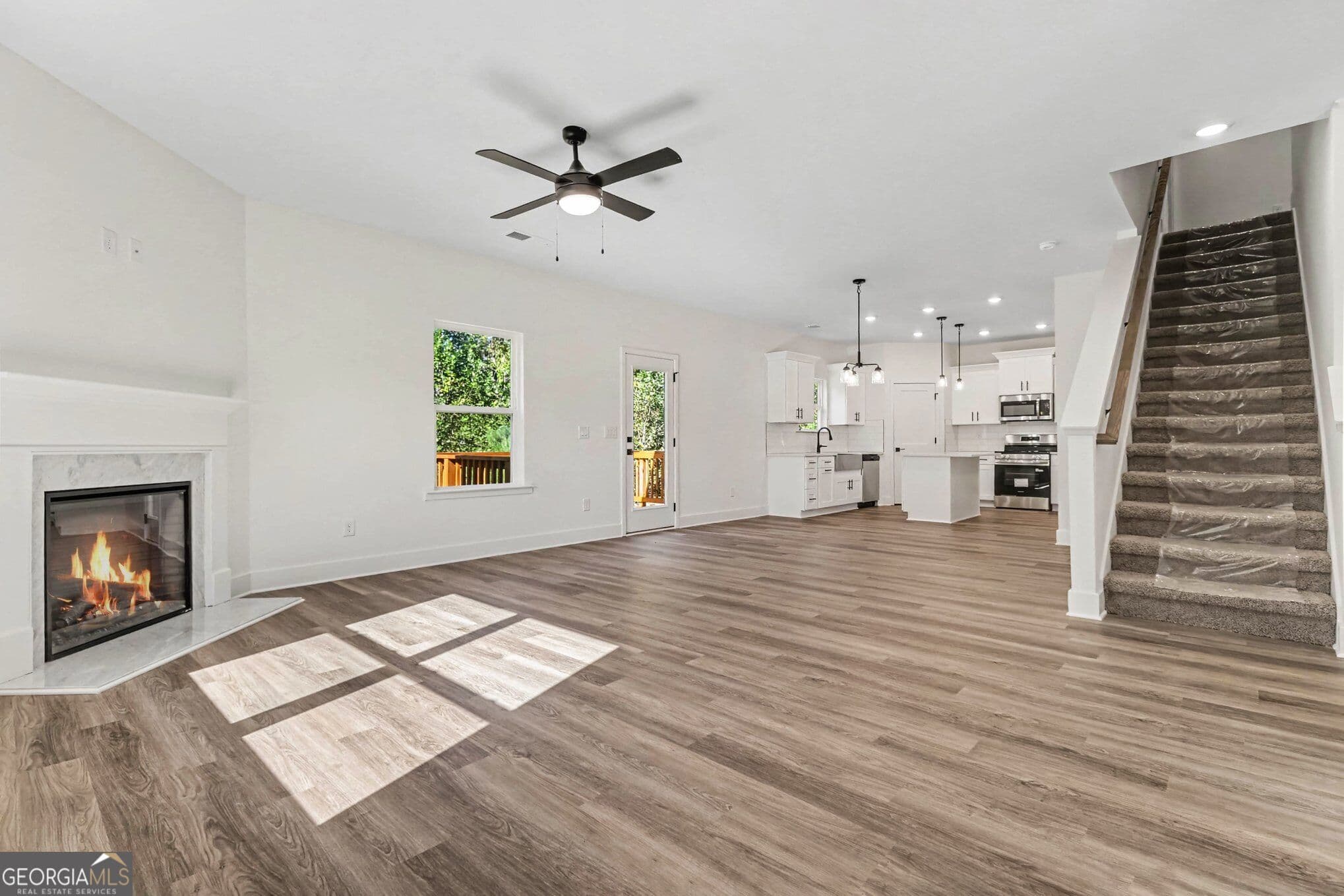5 bedroom, 3.5 bathroom, 3,213 sq ft single family residence for sale at 181 Thunder Valley, Dawsonville, GA 30534 — photo 6