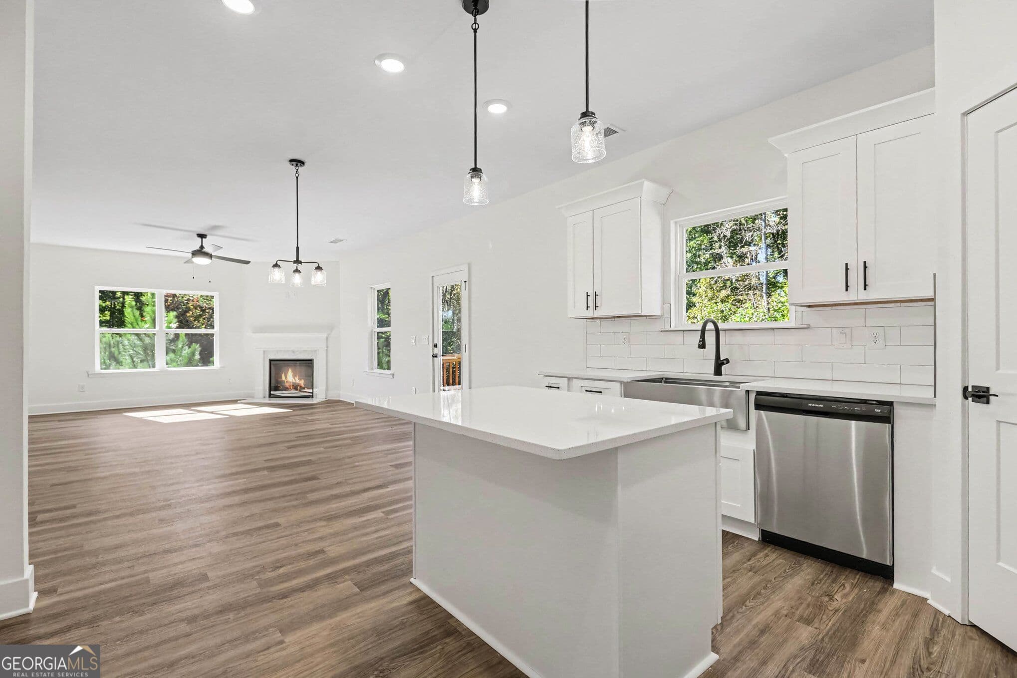 5 bedroom, 3.5 bathroom, 3,213 sq ft single family residence for sale at 181 Thunder Valley, Dawsonville, GA 30534 — photo 9