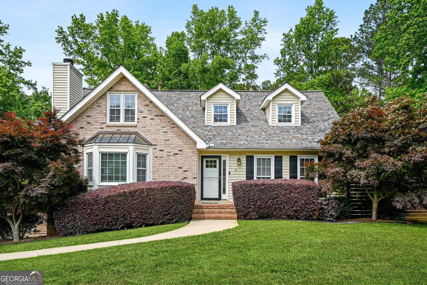 5 bedroom, 3.5 bathroom, 3,053 sq ft single family residence for sale at 2320 Brownstone Court, Marietta, GA 30062 — photo 3