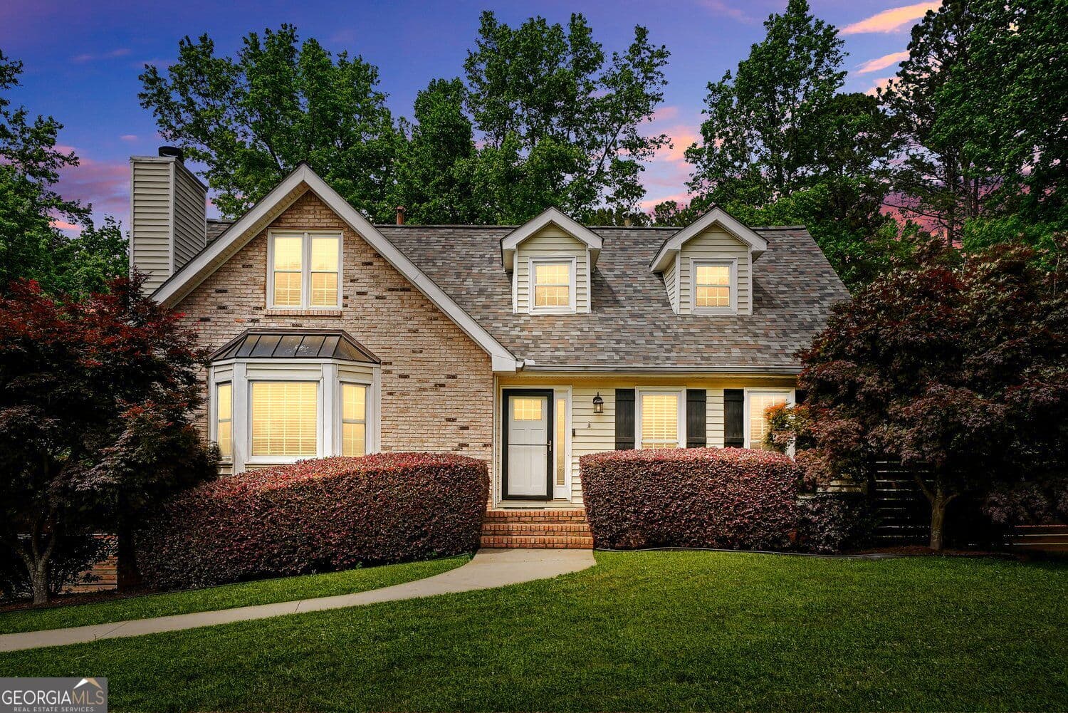 5 bedroom, 3.5 bathroom, 3,053 sq ft single family residence for sale at 2320 Brownstone Court, Marietta, GA 30062 — photo 1 of 37