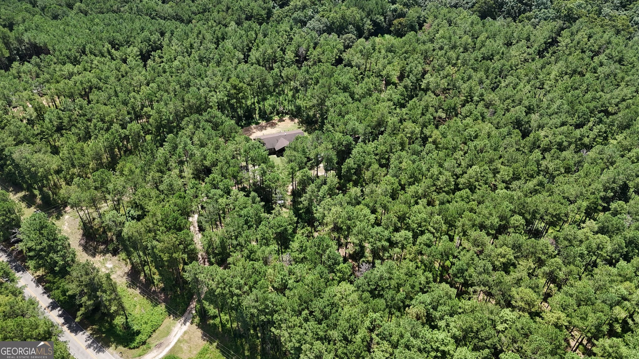 3 bedroom, 2 bathroom, 1,652 sq ft single family residence for sale at 3553 Parhamtown Road, Bowman, GA 30624 — photo 6
