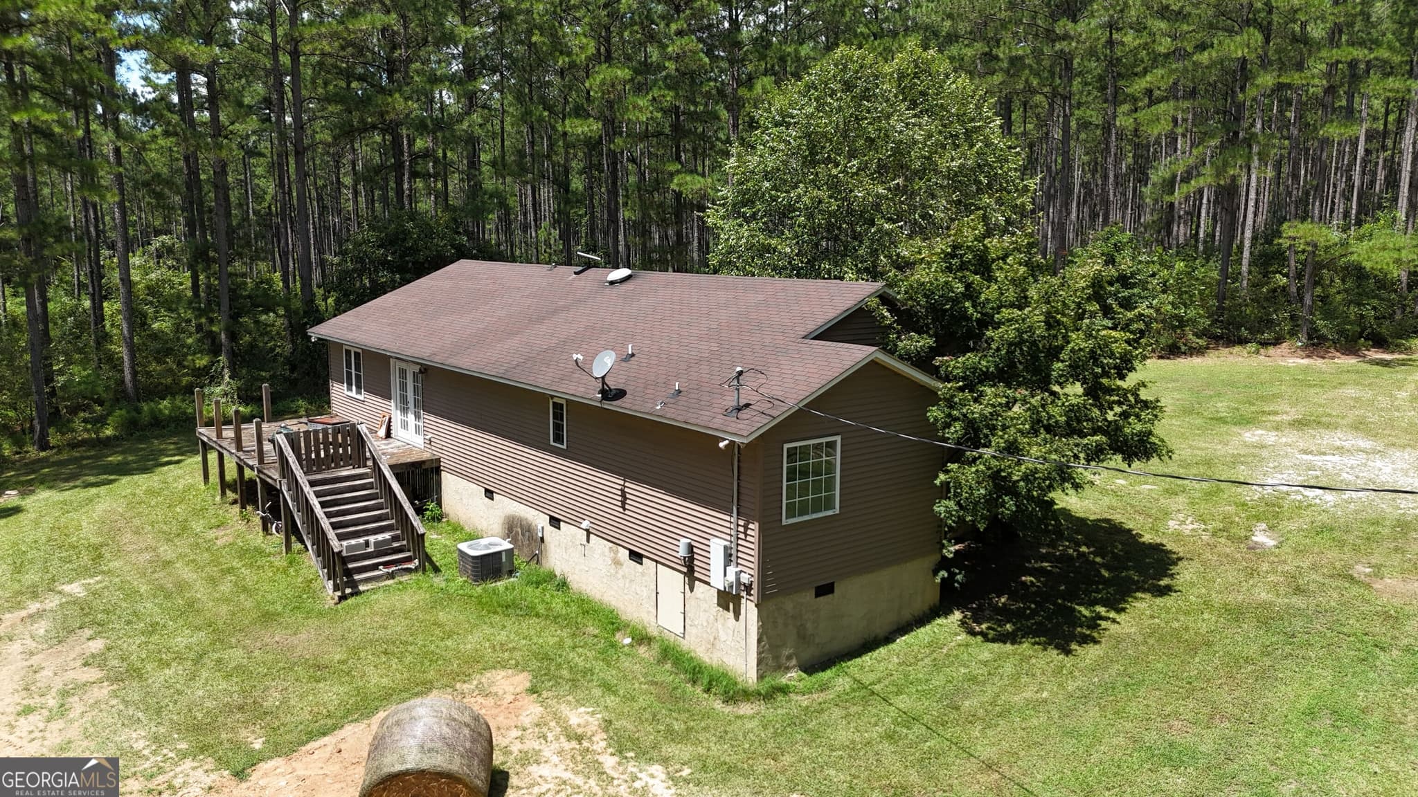 3 bedroom, 2 bathroom, 1,652 sq ft single family residence for sale at 3553 Parhamtown Road, Bowman, GA 30624 — photo 3