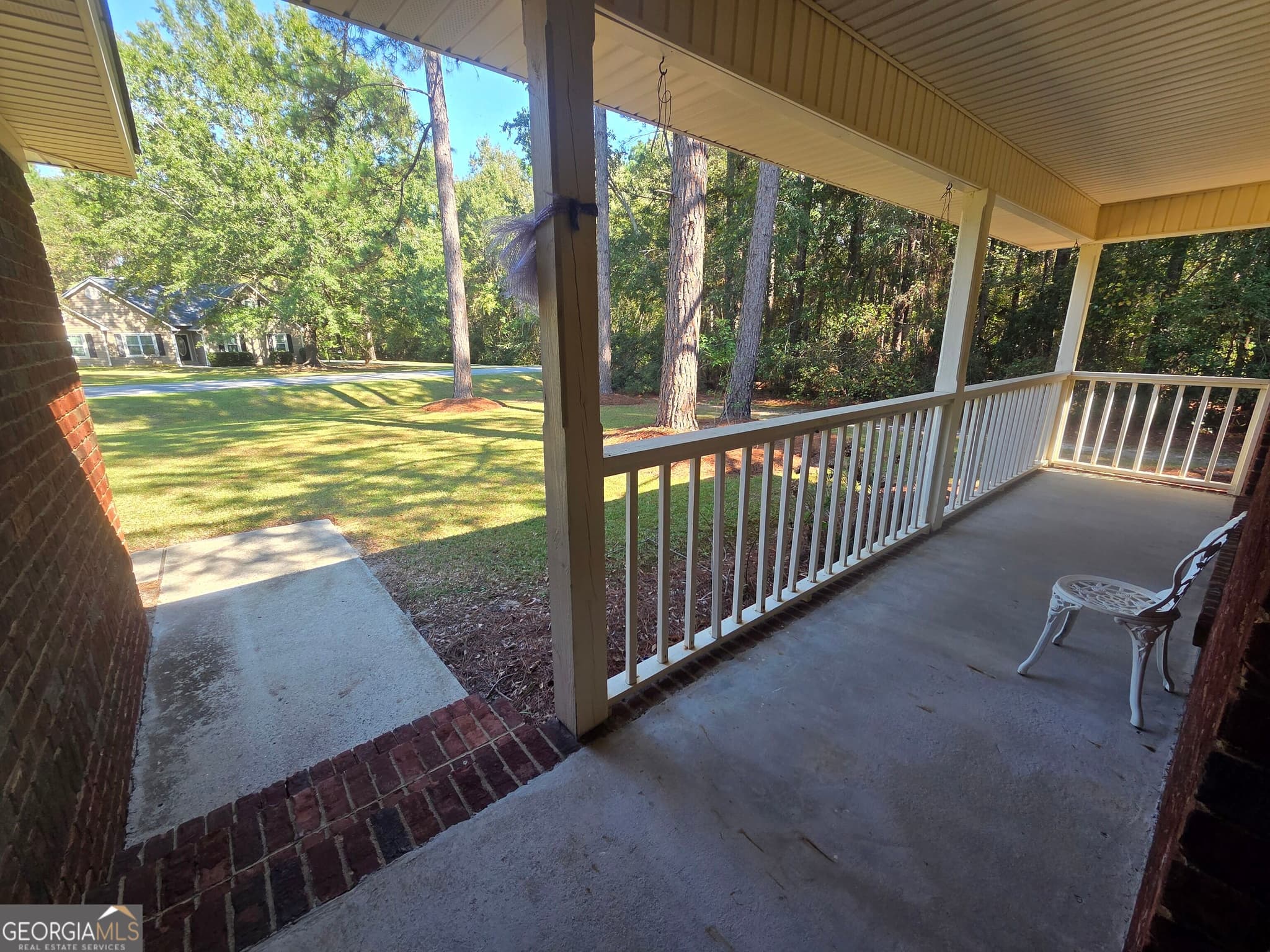 3 bedroom, 2 bathroom, 1,652 sq ft single family residence for sale at 615 Depot Drive, Statesboro, GA 30461 — photo 6