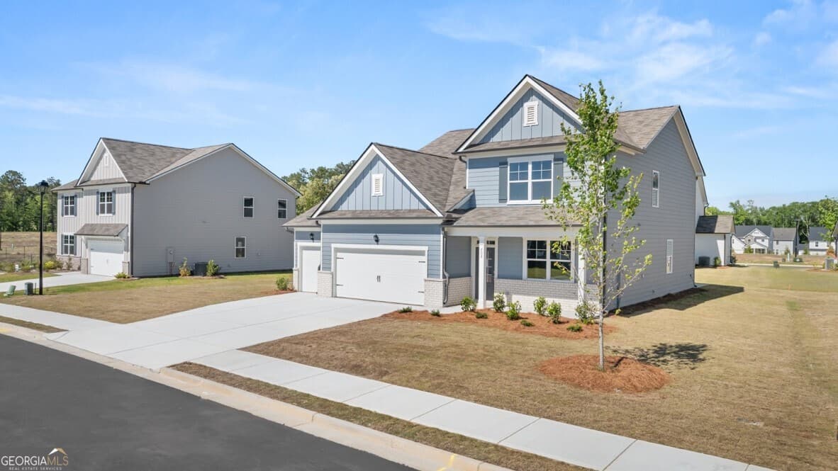 5 bedroom, 3.5 bathroom, 2,618 sq ft single family residence for sale at 705 Anchor Avenue, Villa Rica, GA 30180 — photo 2