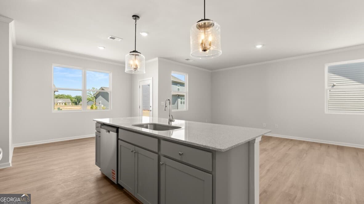 5 bedroom, 3.5 bathroom, 2,618 sq ft single family residence for sale at 705 Anchor Avenue, Villa Rica, GA 30180 — photo 10