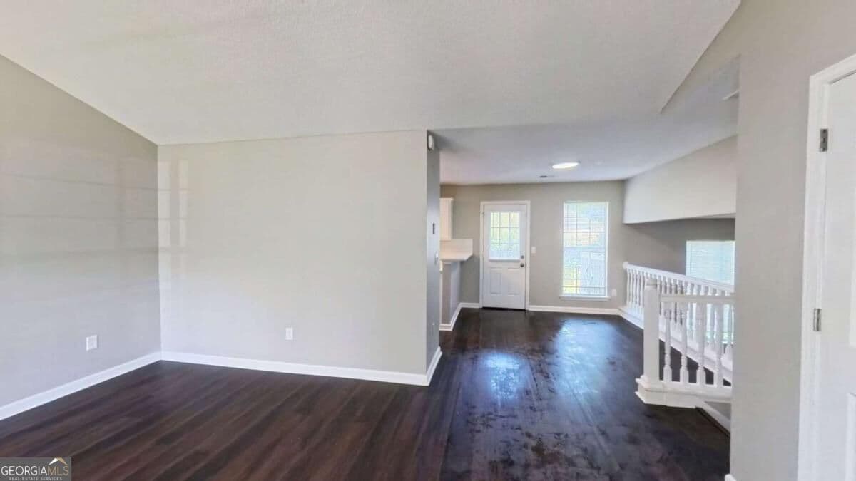 3 bedroom, 2.5 bathroom, 1,715 sq ft single family residence for sale at 3328 Waggoner Place, Rex, GA 30273 — photo 3
