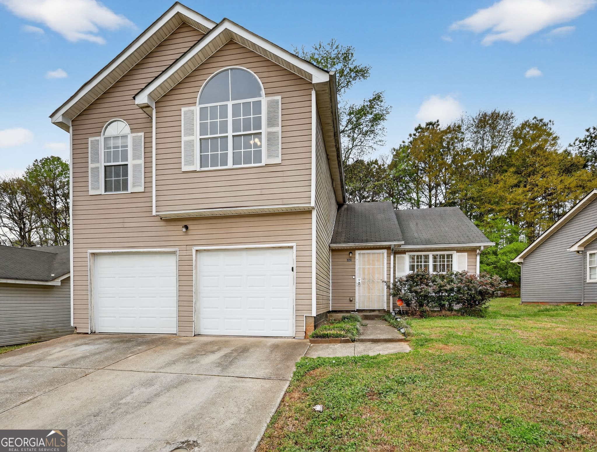 3 bedroom, 2 bathroom, 1,696 sq ft single family residence for sale at 4069 Ward Lake Trail, Ellenwood, GA 30294