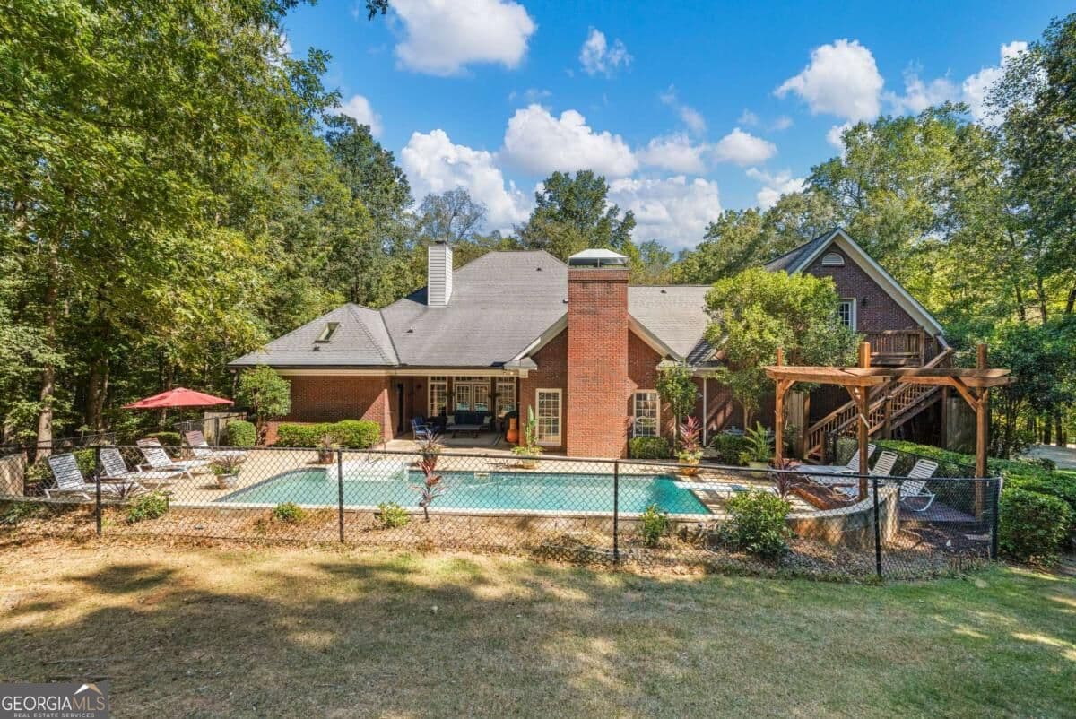 6 bedroom, 4.5 bathroom, 4,999 sq ft single family residence for sale at 1254 Rocky Shoals Drive, Midland, GA 31820 — photo 3