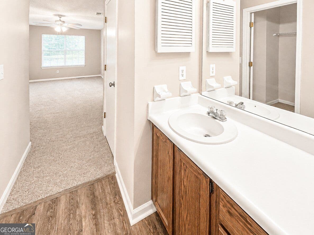 3 bedroom, 2.5 bathroom, 1,536 sq ft condominium for sale at 1026 Heathmoor Court, Norcross, GA 30093 — photo 6