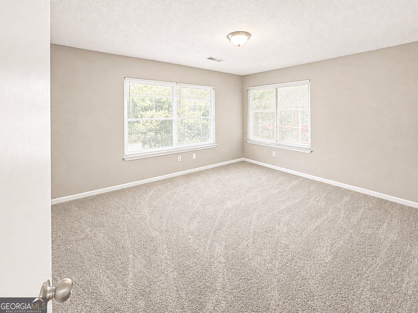 3 bedroom, 2.5 bathroom, 1,536 sq ft condominium for sale at 1026 Heathmoor Court, Norcross, GA 30093 — photo 8