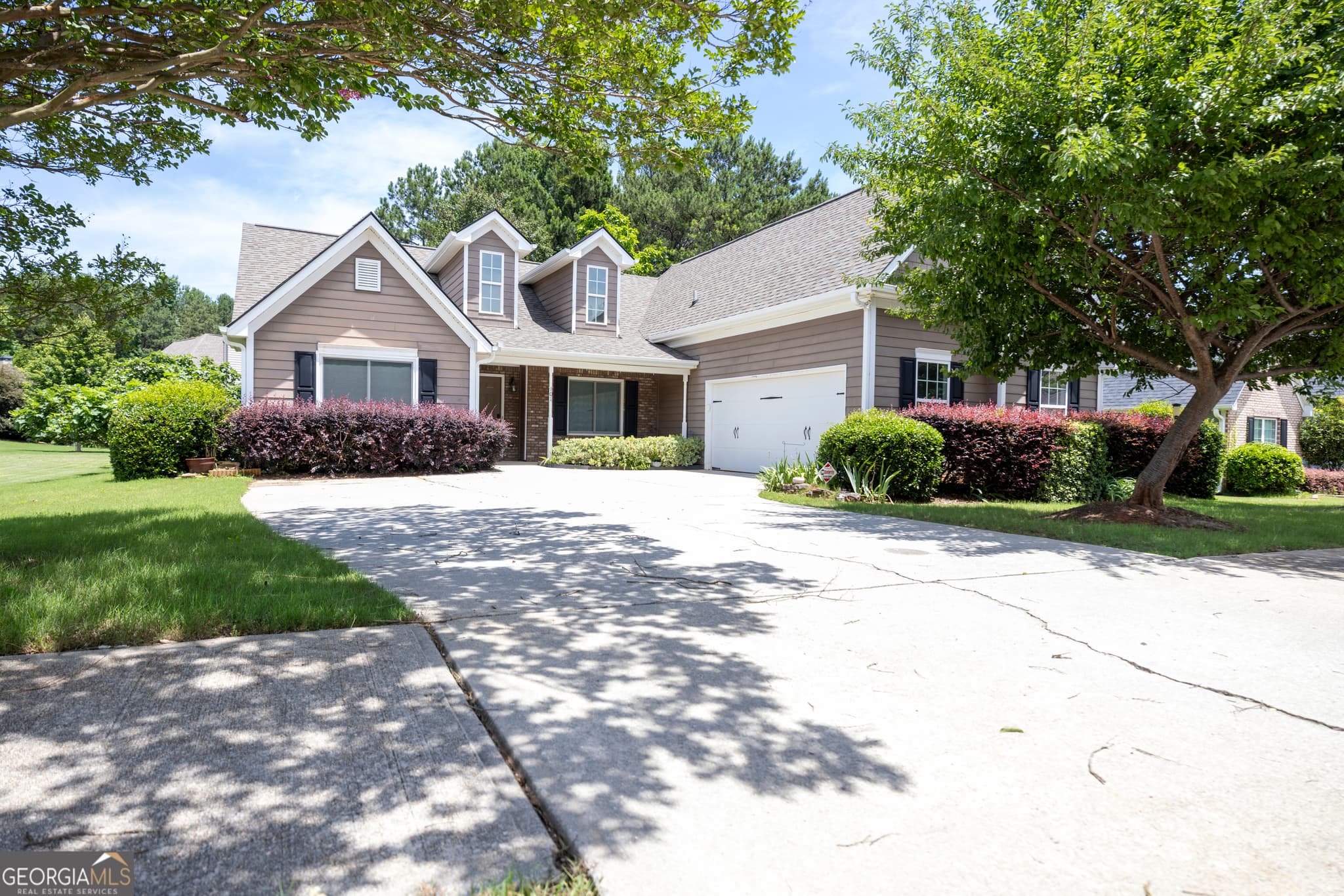 5 bedroom, 3 bathroom, 2,874 sq ft single family residence for sale at 101 Kittle Lane, Bogart, GA 30622 — photo 2
