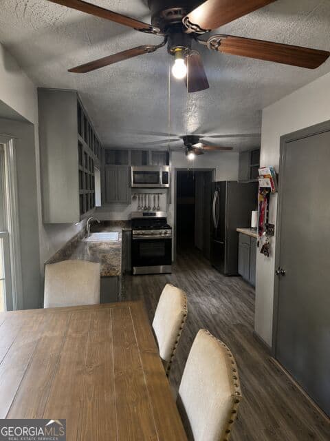 3 bedroom, 2.5 bathroom, 1,812 sq ft single family residence for sale at 3410 Quinn Ridge Drive, Snellville, GA 30039 — photo 9