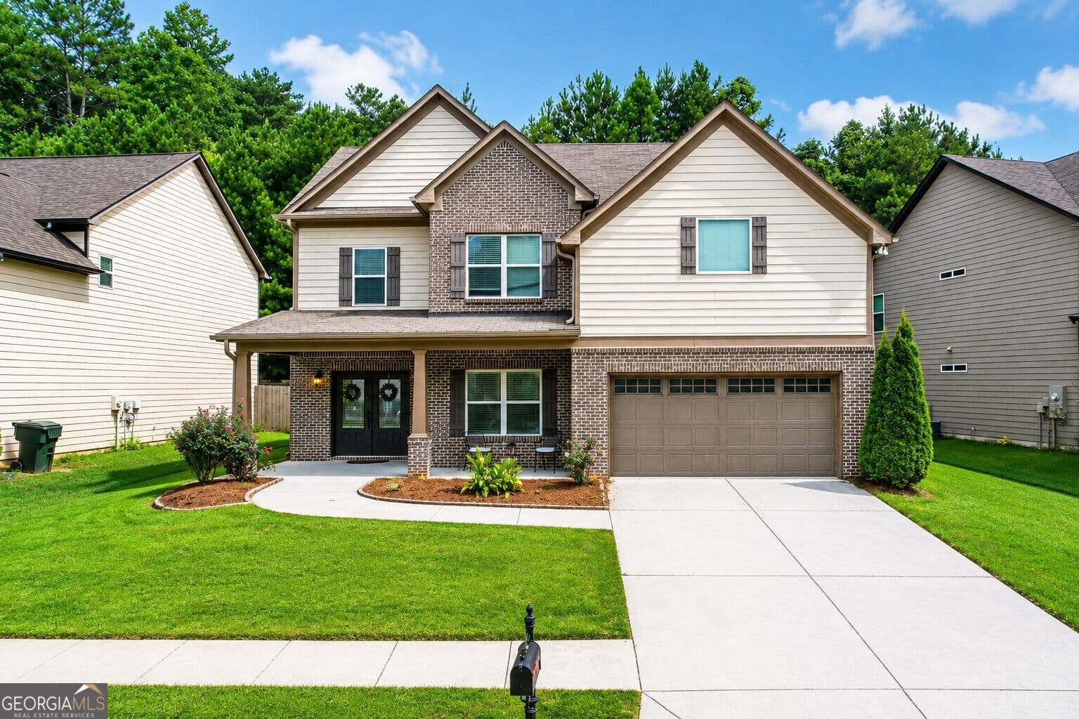 4 bedroom, 3 bathroom, 2,838 sq ft single family residence for sale at 5543 Leaf Ridge Lane, Buford, GA 30518 — photo 1 of 59