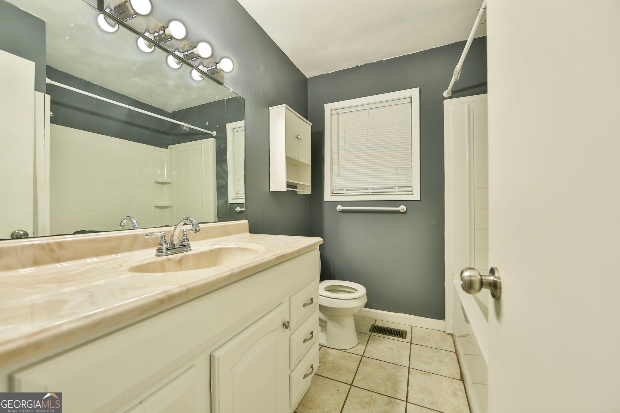 4 bedroom, 2 bathroom, 1,640 sq ft single family residence under contract at 4535 Sunhill Grange Road, Sandersville, GA 31082 — photo 10