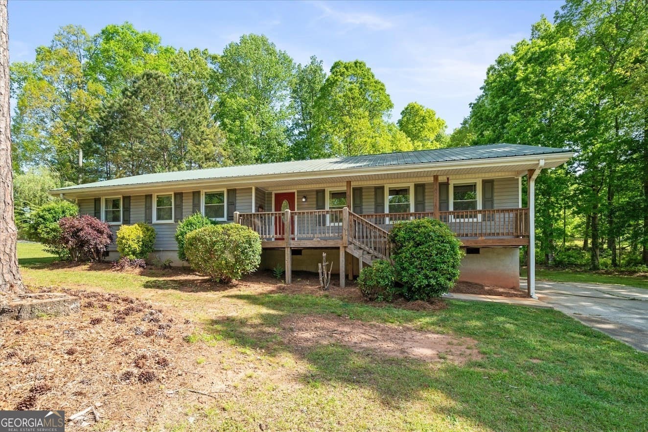 3 bedroom, 2 bathroom, 1,620 sq ft single family residence sold at 1256 Horsley Mill Road, Carrollton, GA 30116