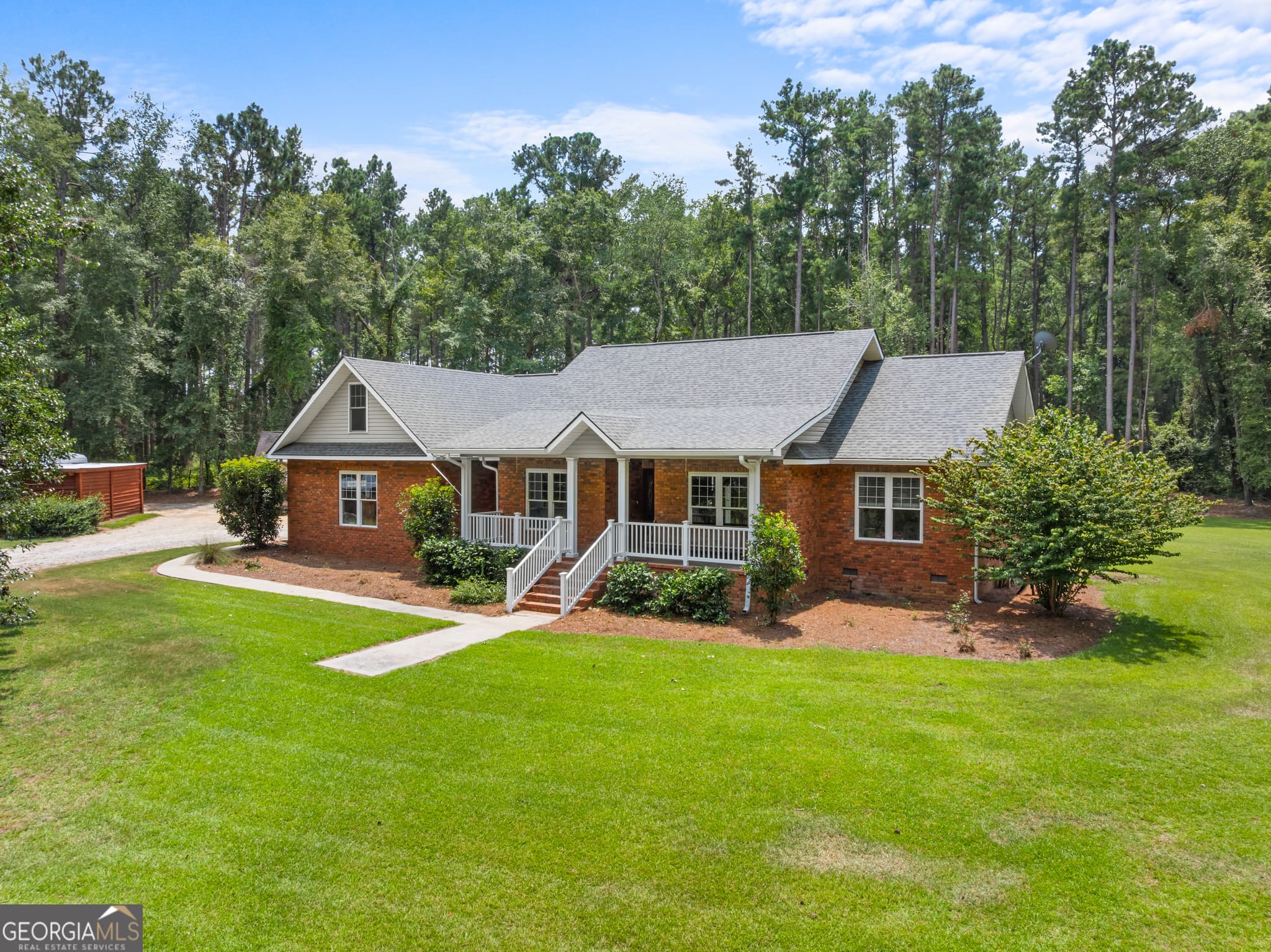 4 bedroom, 4 bathroom, 2,700 sq ft single family residence for sale at 480 Best Bridge Road, Sylvania, GA 30467 — photo 2