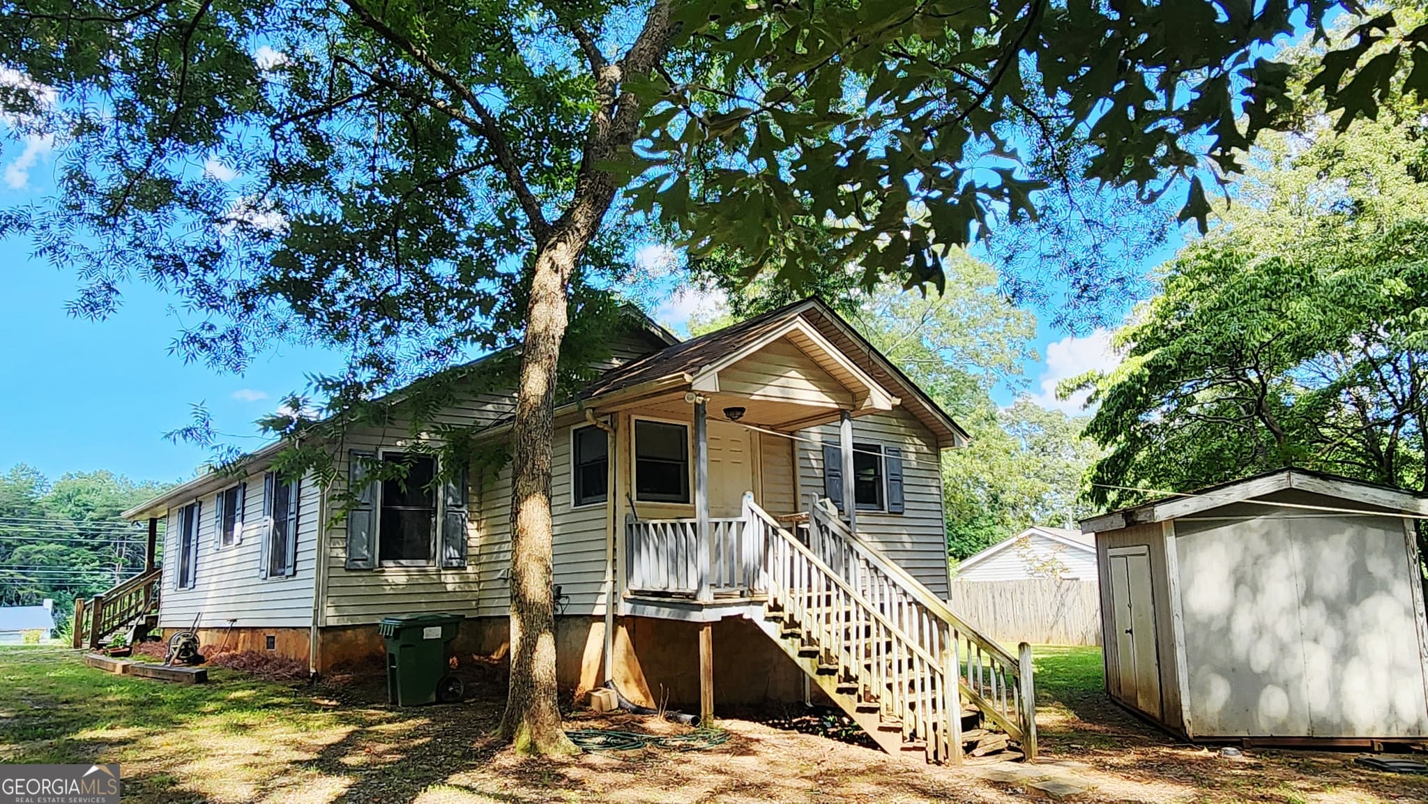 3 bedroom, 2 bathroom, 1,200 sq ft single family residence for sale at 1774 Highway 17, Clarkesville, GA 30523 — photo 3
