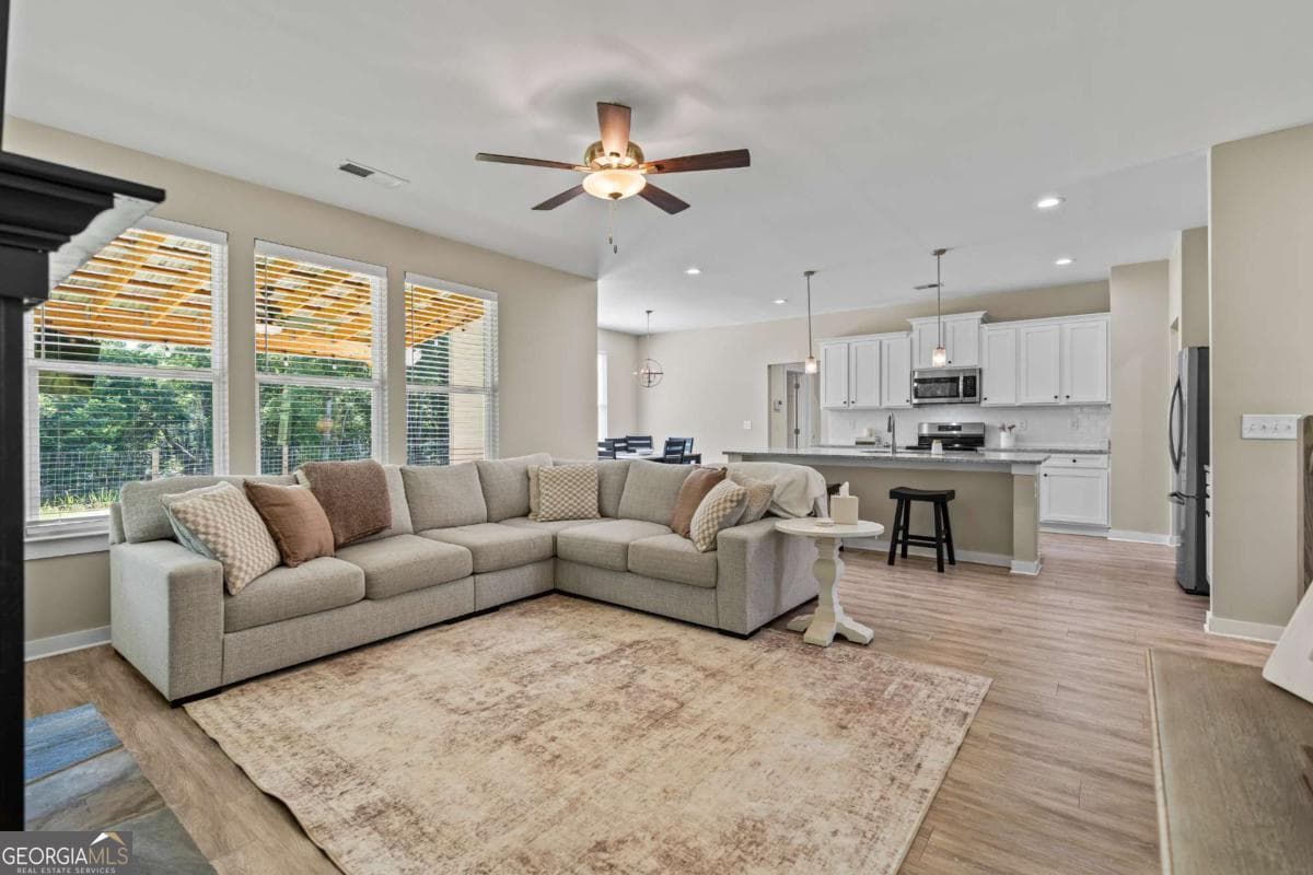 4 bedroom, 3 bathroom, 2,579 sq ft single family residence for sale at 781 Cattle Barn Road, Monroe, GA 30656 — photo 7