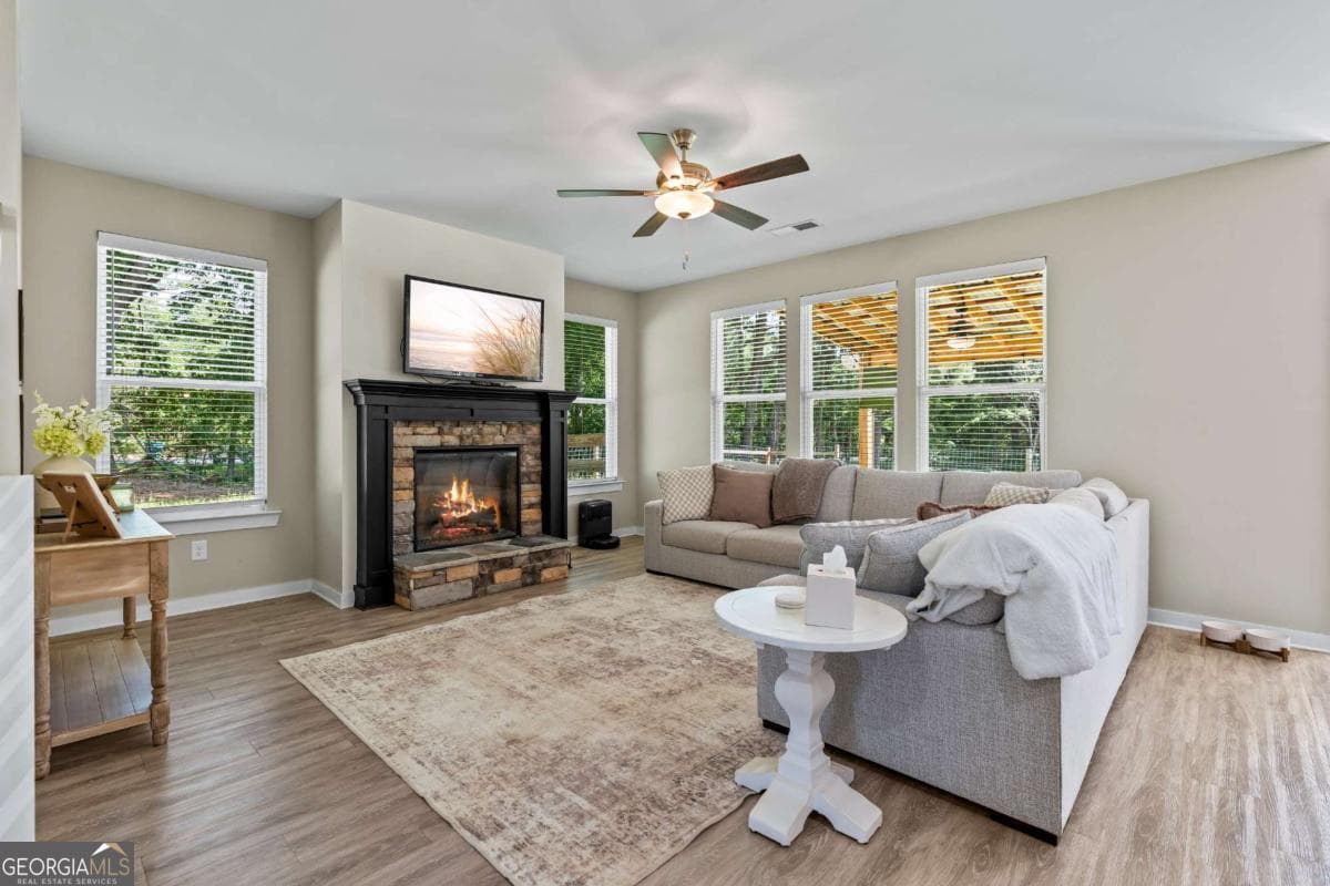 4 bedroom, 3 bathroom, 2,579 sq ft single family residence for sale at 781 Cattle Barn Road, Monroe, GA 30656 — photo 5