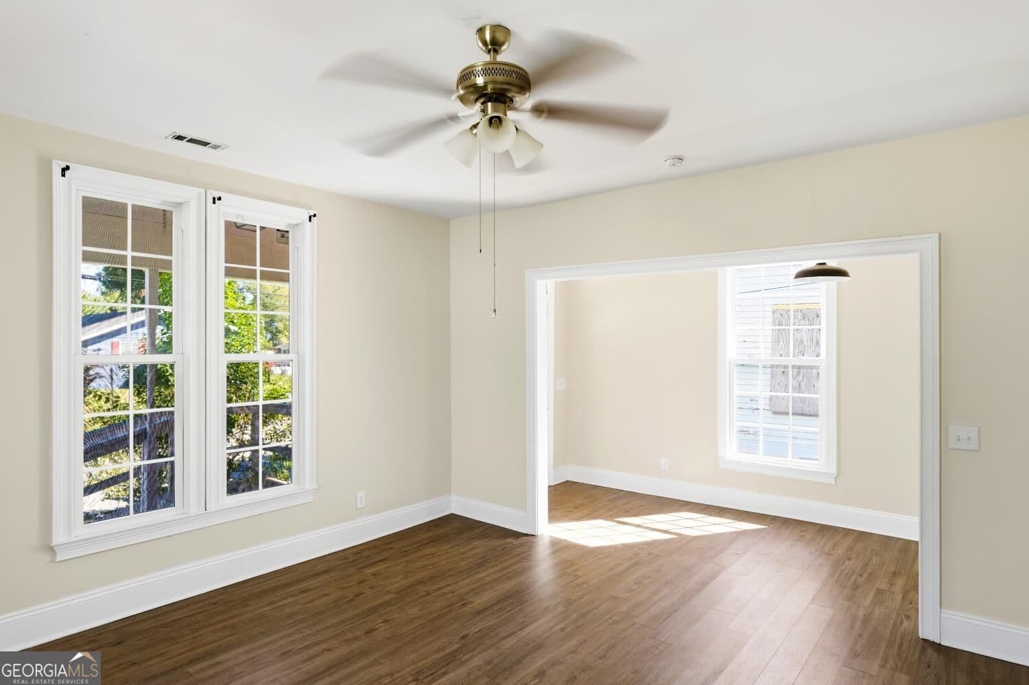 2 bedroom, 1 bathroom, 1,466 sq ft single family residence for sale at 862 Elm Street, Macon, GA 31201 — photo 7