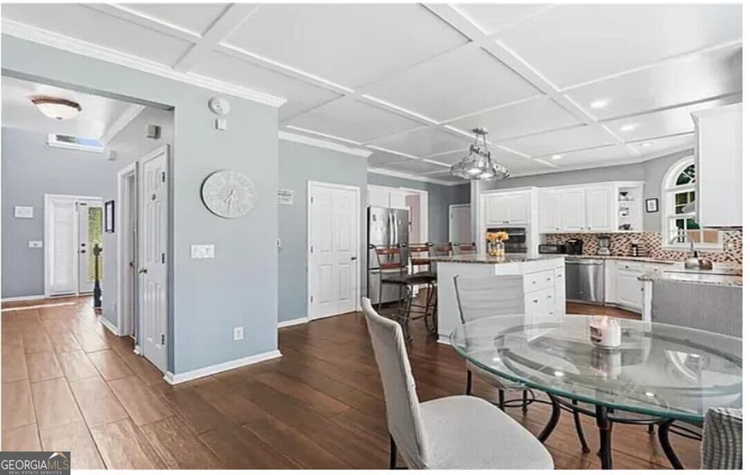 7 bedroom, 4.5 bathroom, 3,575 sq ft single family residence for sale at 9291 Carillon Court, Jonesboro, GA 30236 — photo 5