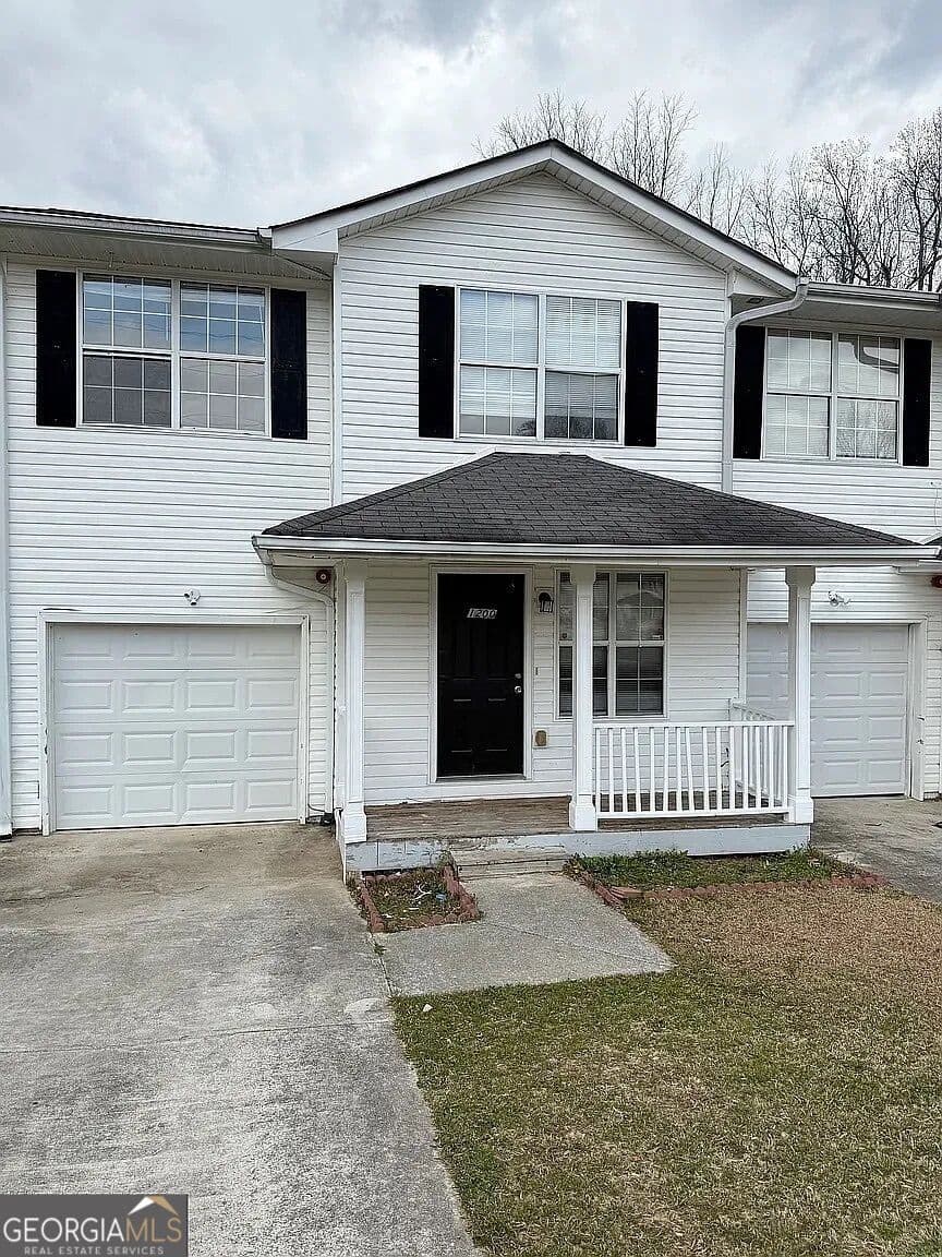 3 bedroom, 2 bathroom, 1,500 sq ft townhouse for rent at 1200 Pinedale Circle, Conyers, GA 30012 for $2,000 a month