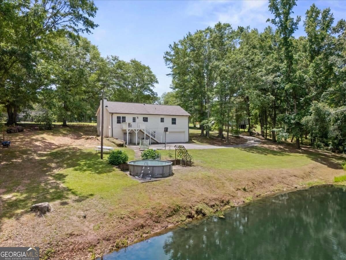 4 bedroom, 2.5 bathroom, 2,576 sq ft single family residence for sale at 177 Norton Circle, Carrollton, GA 30117 — photo 4