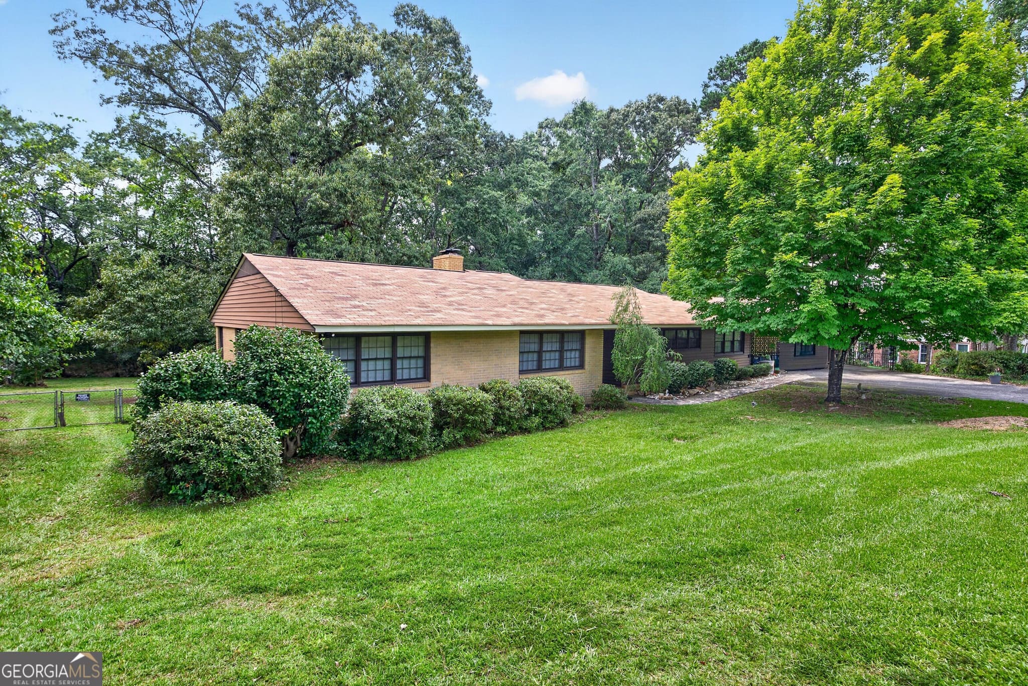 3 bedroom, 2 bathroom, 2,786 sq ft single family residence for sale at 514 Farris Boulevard, Manchester, GA 31816 — photo 3