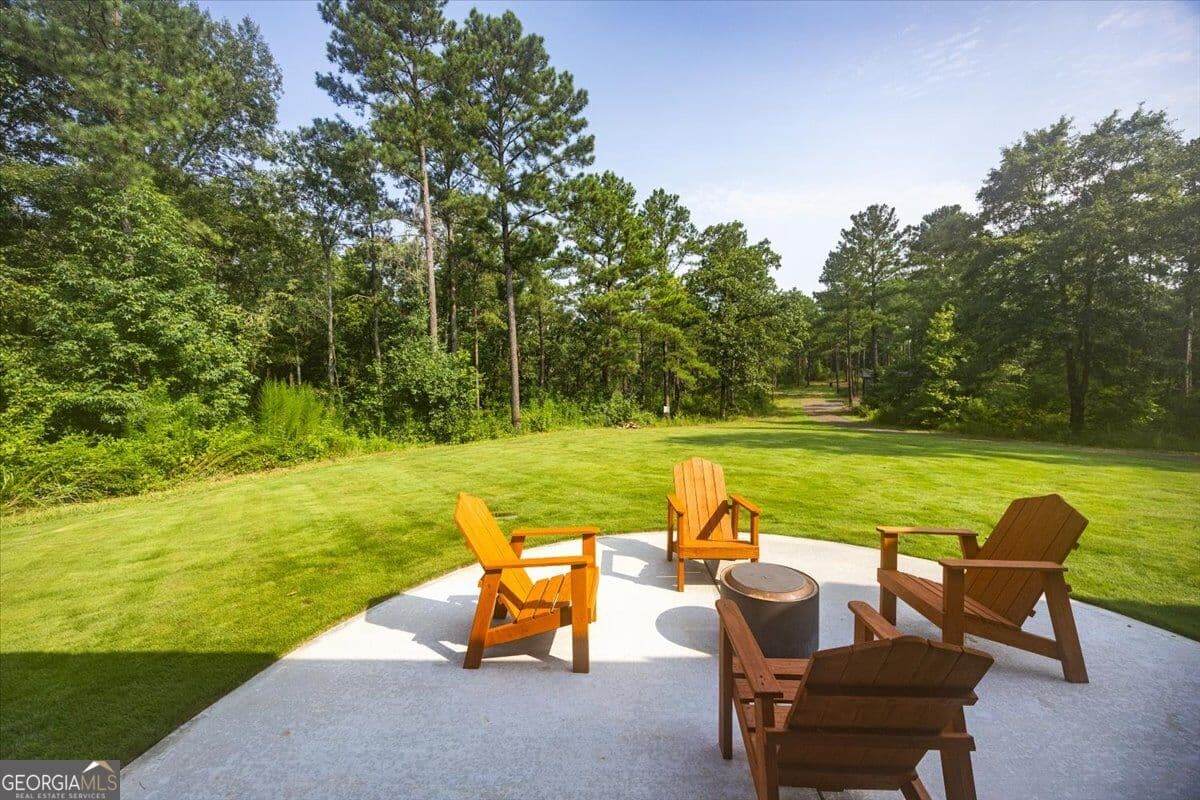 4 bedroom, 2 bathroom, 2,098 sq ft single family residence for sale at 252 Rum Creek Pass, Juliette, GA 31046 — photo 8