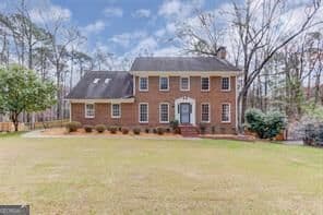 2 bedroom, 1 bathroom single family residence for rent at 3346 Hidden Forest Drive, Snellville, GA 30078 for $1,600 a month — photo 1 of 5