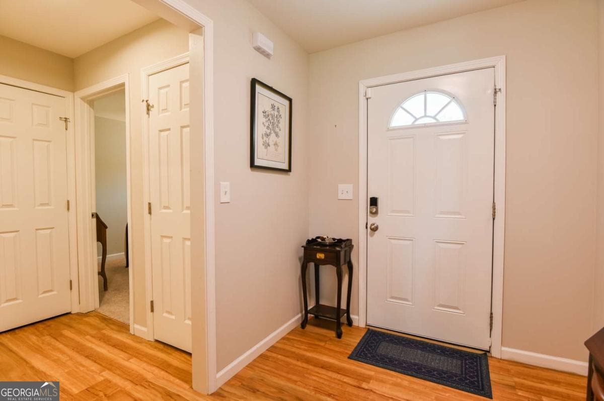 3 bedroom, 2 bathroom, 1,451 sq ft single family residence for sale at 25 Tyrus Lane, Royston, GA 30662 — photo 2